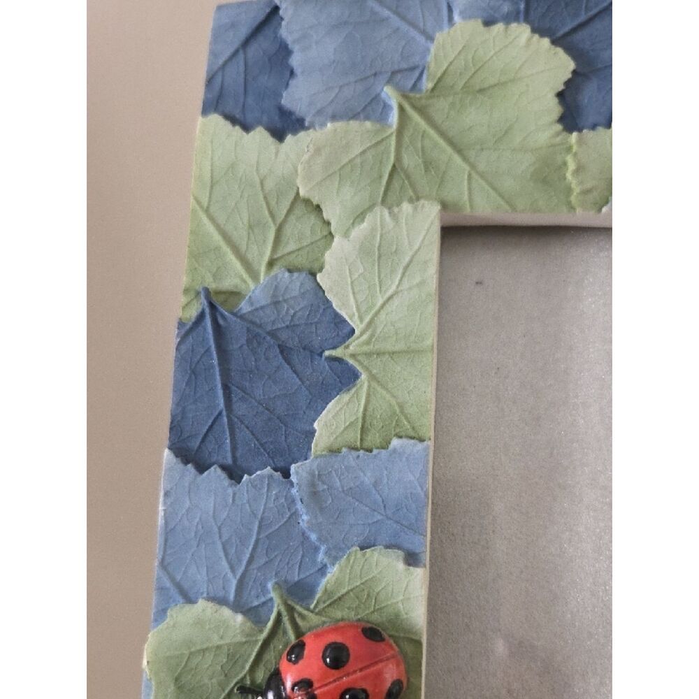 Ladybug Leaf Decorative Photo Frame - - Picture 6 of 9